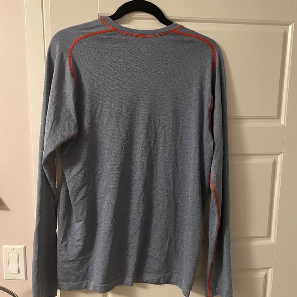 Lululemon Long Sleeve - Picture 3 of 3